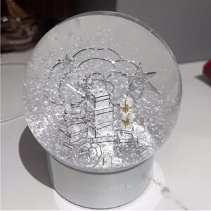 Chanel  gift Snow Globe 2024